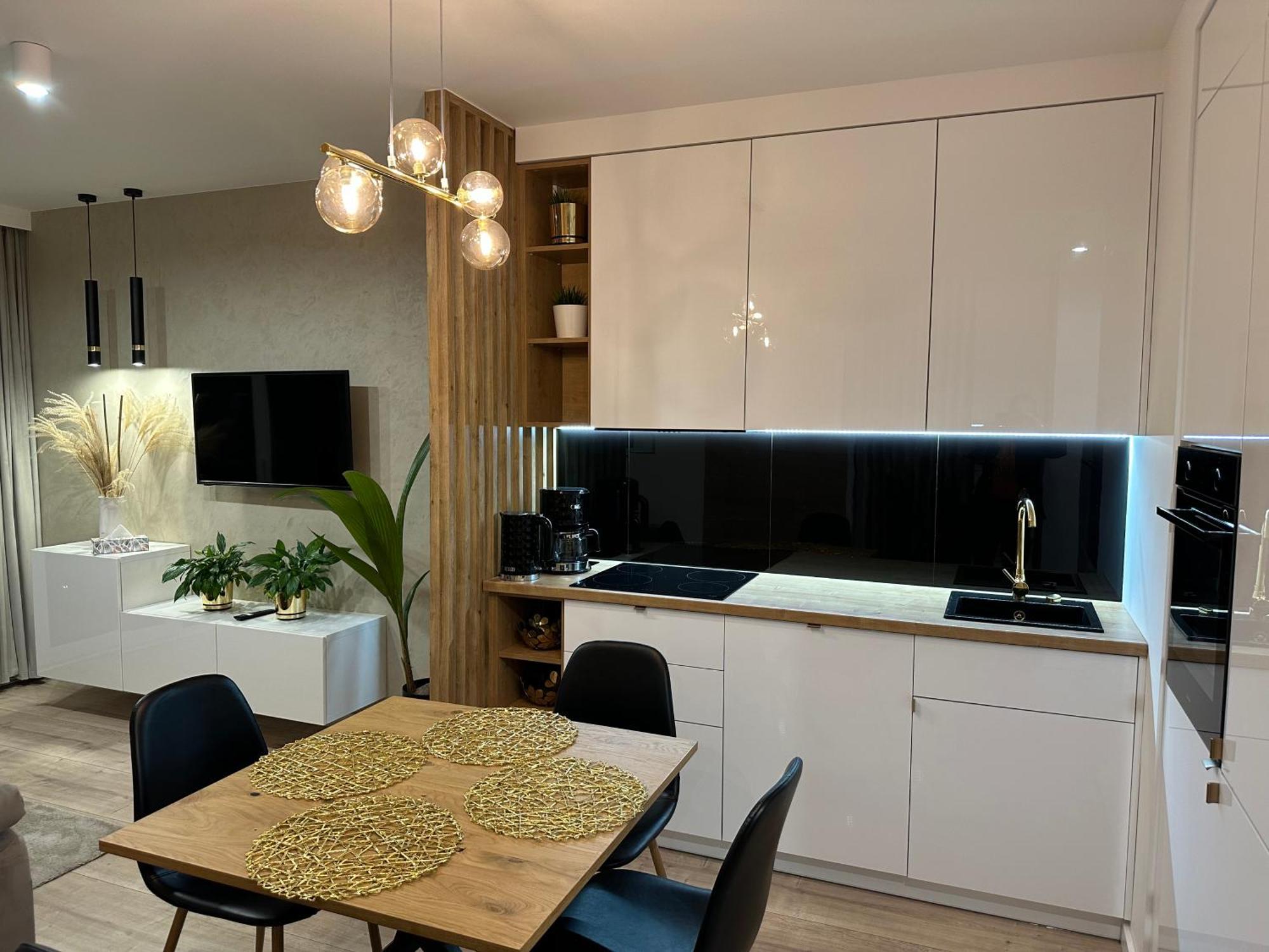 Nowoczesny Apartament Z Garazem Morelova Gdańsk Extérieur photo
